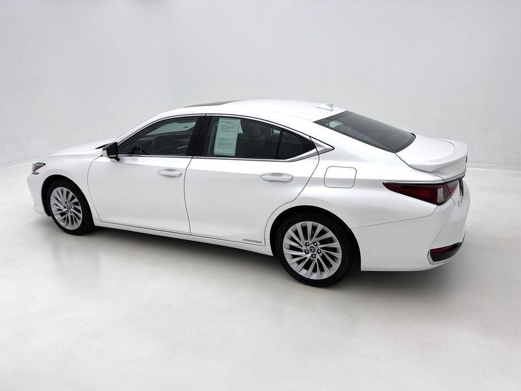 used 2019 Lexus ES 300h car, priced at $34,993