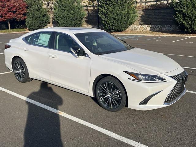 new 2025 Lexus ES 350 car, priced at $48,124