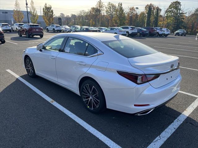 new 2025 Lexus ES 350 car, priced at $48,124