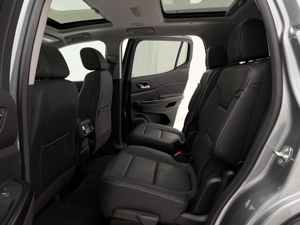 used 2023 GMC Acadia car, priced at $31,993