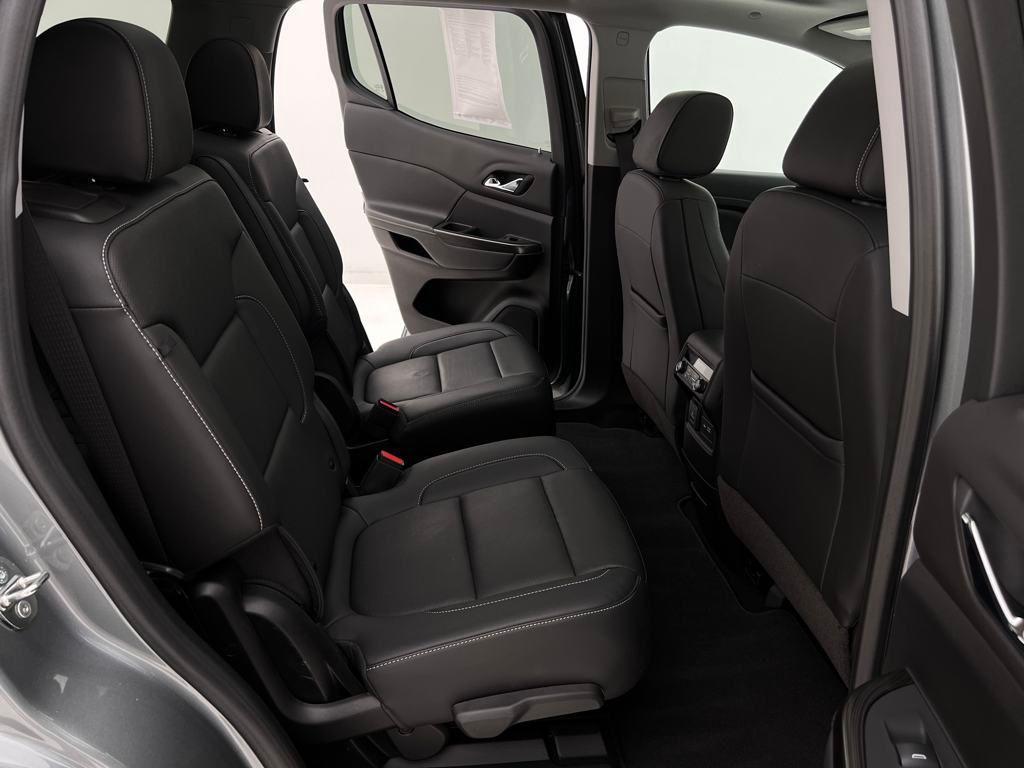 used 2023 GMC Acadia car, priced at $31,993