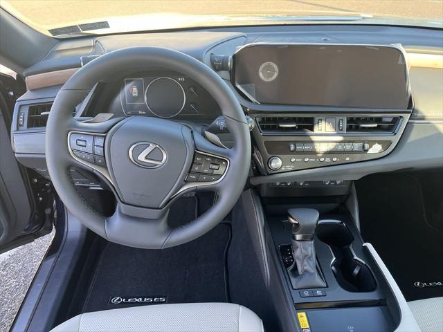 new 2025 Lexus ES 300h car, priced at $49,049