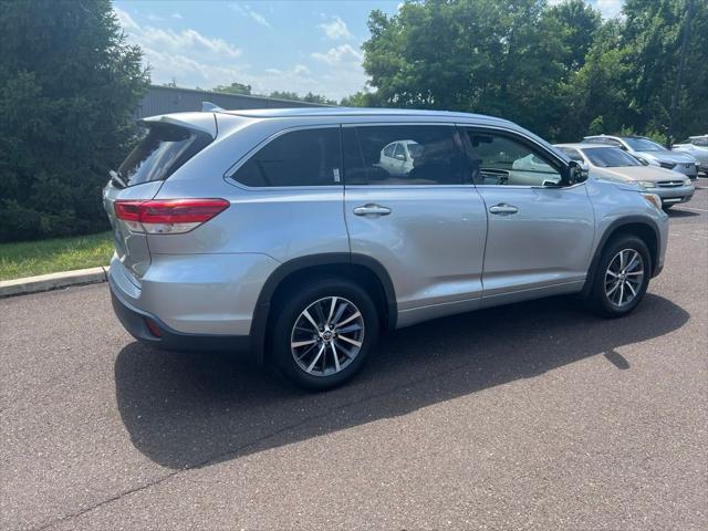 used 2018 Toyota Highlander car, priced at $25,993