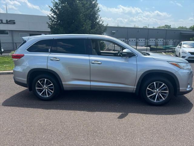 used 2018 Toyota Highlander car, priced at $25,993