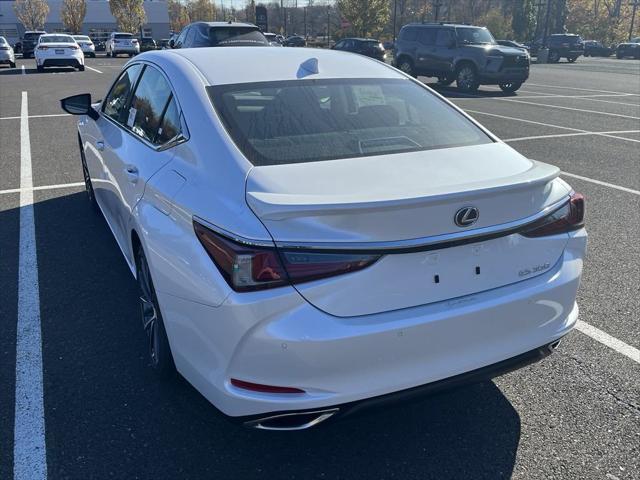 new 2025 Lexus ES 350 car, priced at $50,424