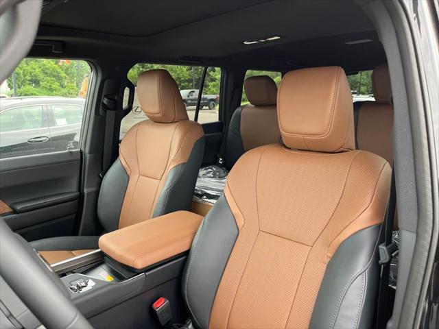 new 2025 Lexus GX 550 car, priced at $73,912