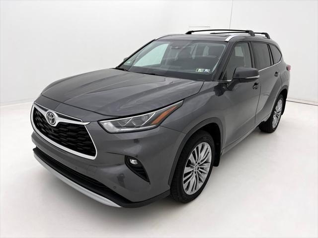 used 2021 Toyota Highlander car, priced at $33,993