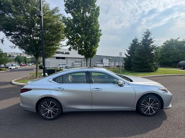 used 2024 Lexus ES 350 car, priced at $42,993