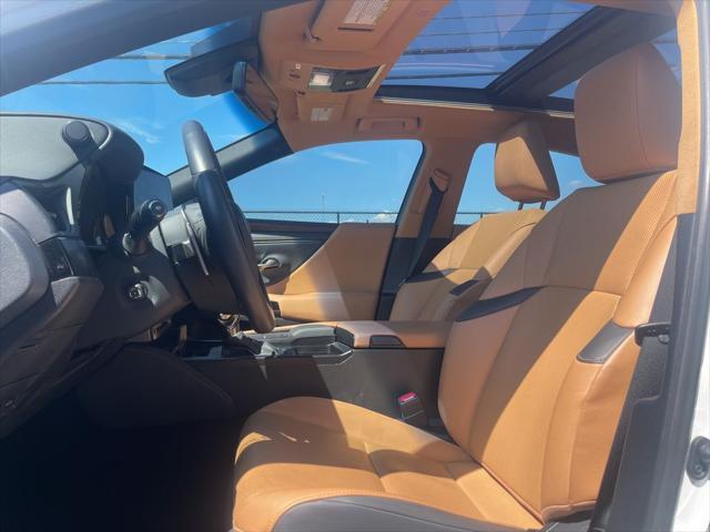 used 2022 Lexus ES 350 car, priced at $39,993