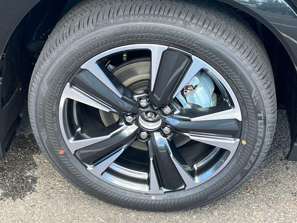 new 2025 Lexus UX 300h car, priced at $46,814