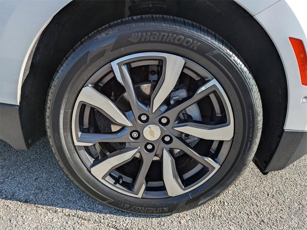 used 2022 Chevrolet Equinox car, priced at $24,826