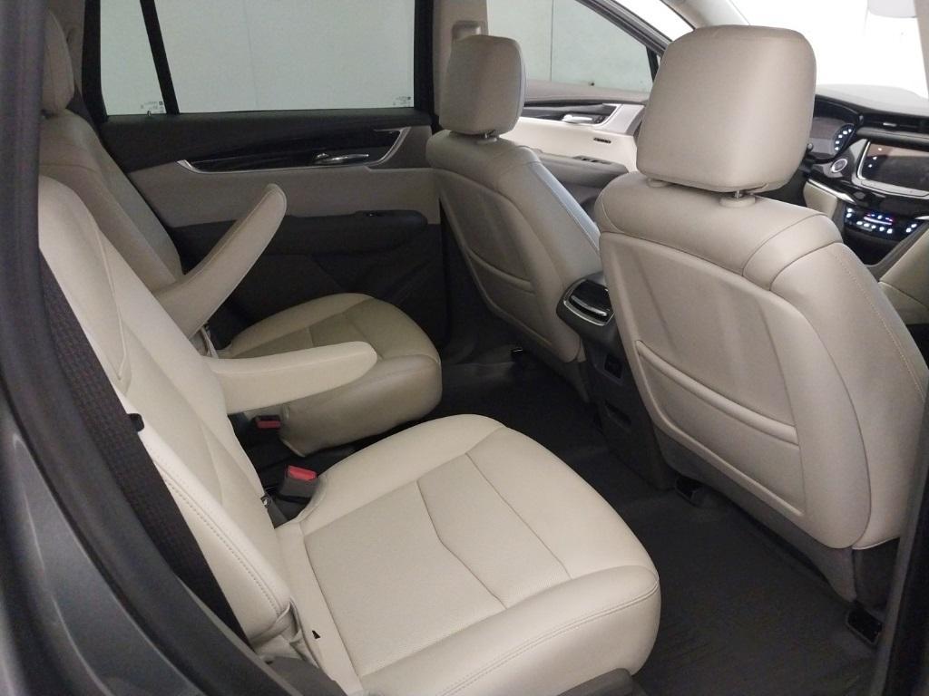 used 2022 Cadillac XT6 car, priced at $34,477