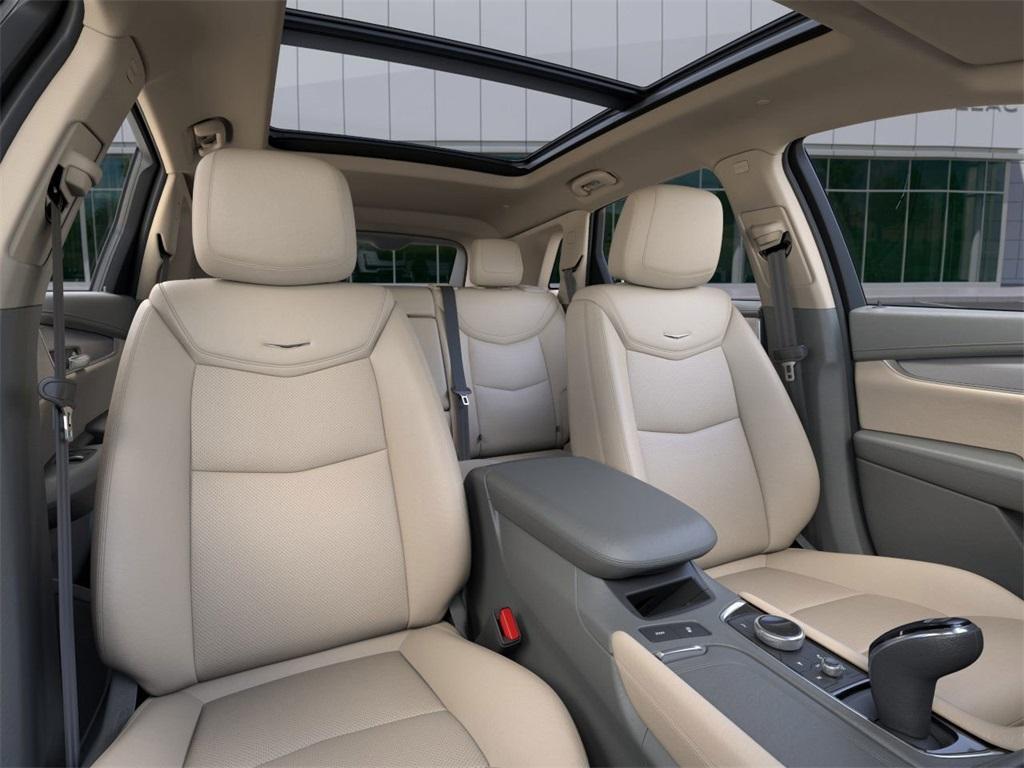 new 2025 Cadillac XT5 car, priced at $57,785