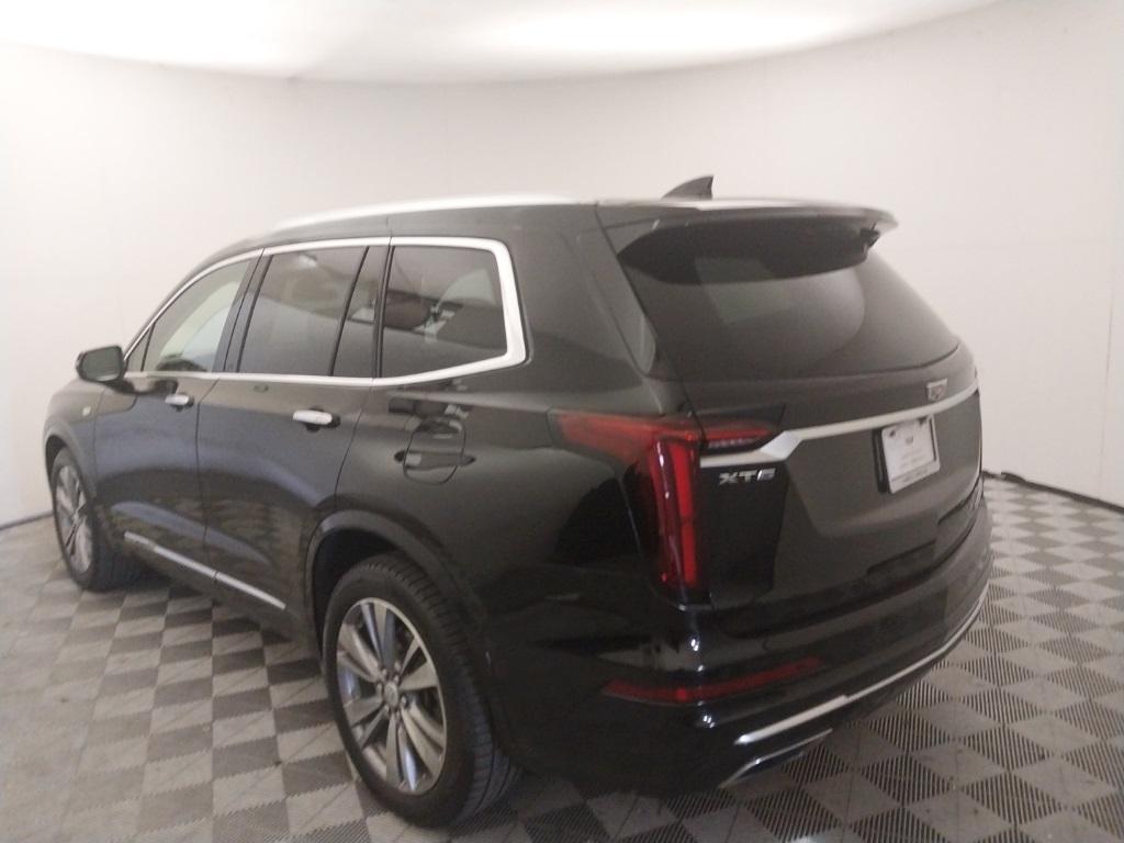 used 2022 Cadillac XT6 car, priced at $30,977