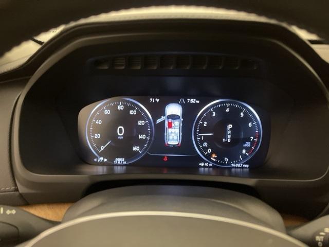used 2018 Volvo XC90 car, priced at $19,877