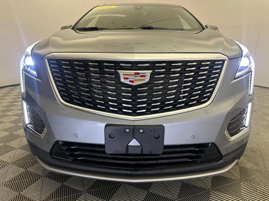 used 2024 Cadillac XT5 car, priced at $36,477