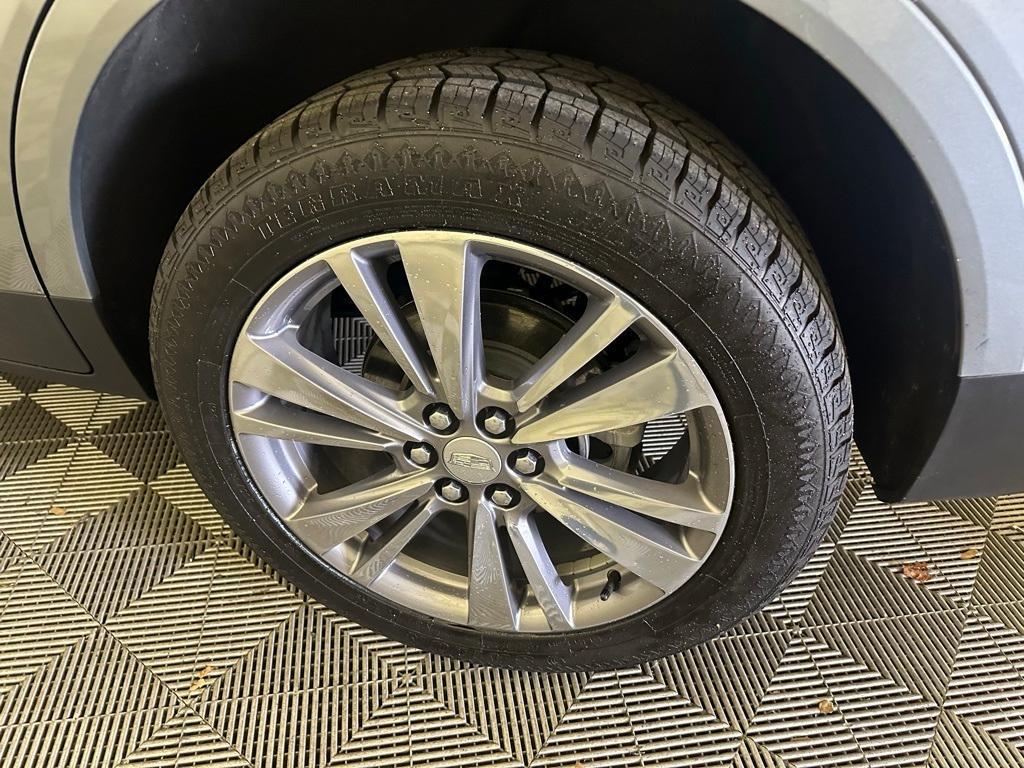 used 2024 Cadillac XT5 car, priced at $36,477