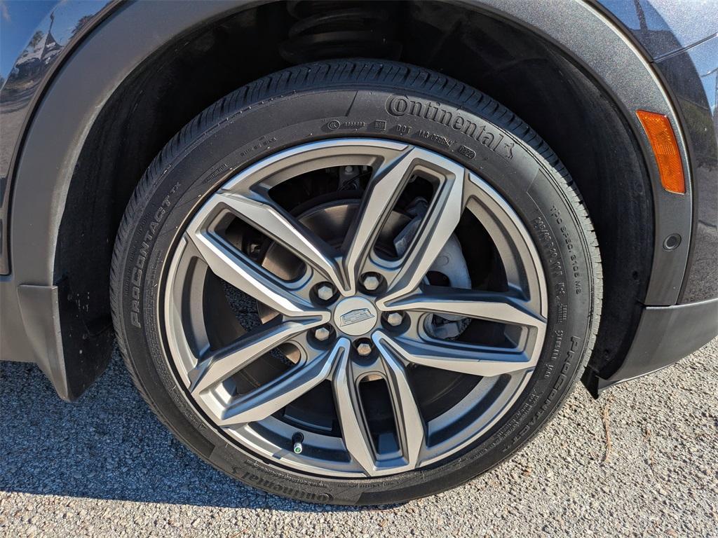 used 2022 Cadillac XT4 car, priced at $26,850