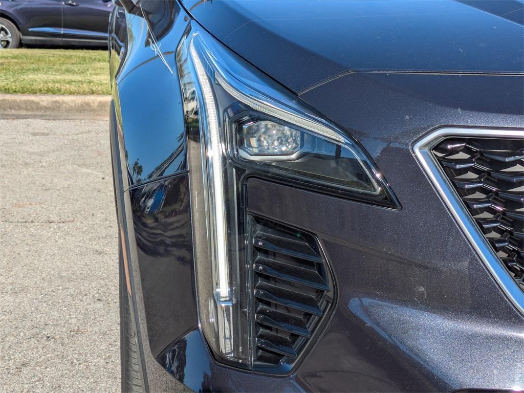 used 2022 Cadillac XT4 car, priced at $26,850