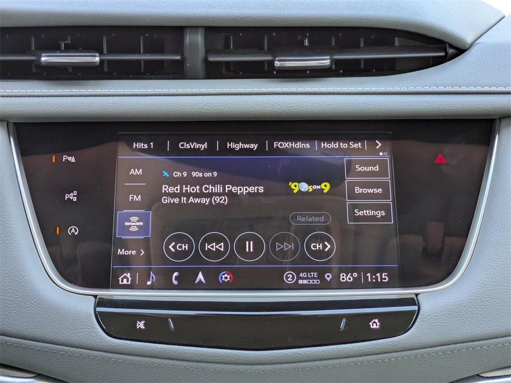 used 2023 Cadillac XT5 car, priced at $28,994