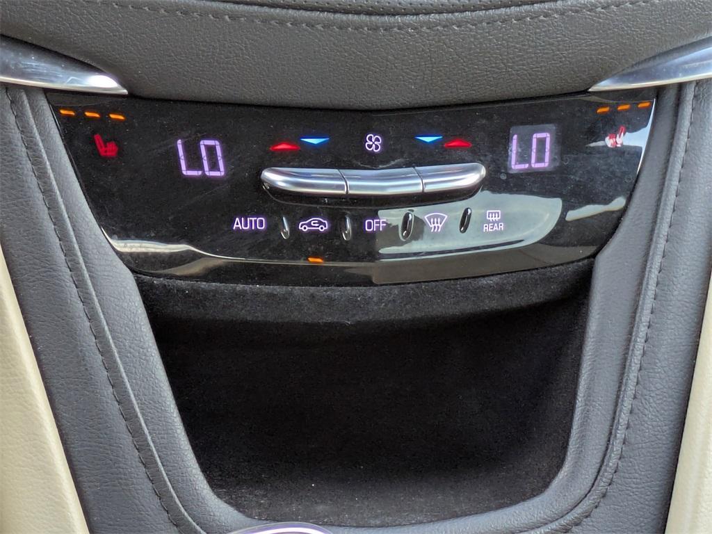 used 2019 Cadillac XT5 car, priced at $17,994