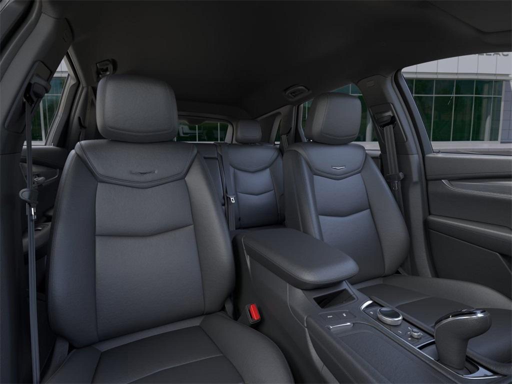 new 2025 Cadillac XT5 car, priced at $44,690