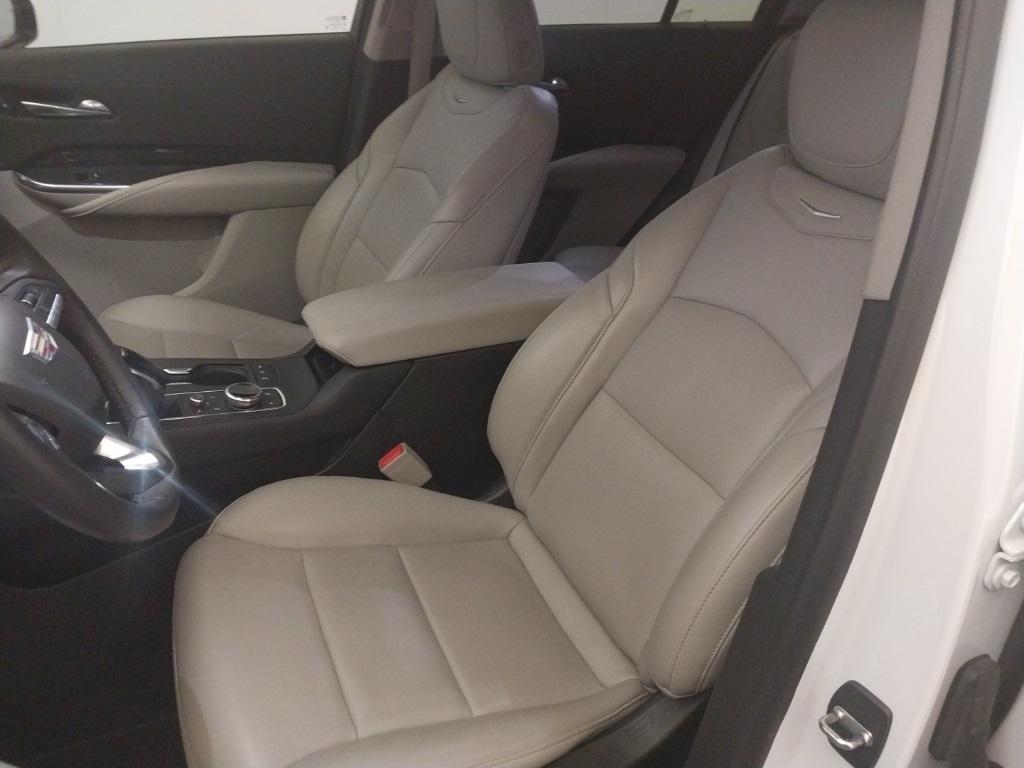 used 2022 Cadillac XT4 car, priced at $29,477