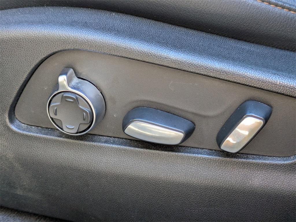 used 2023 Cadillac XT4 car, priced at $26,759