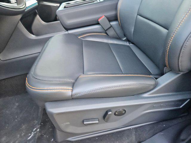 new 2025 Ford Expedition car, priced at $77,124