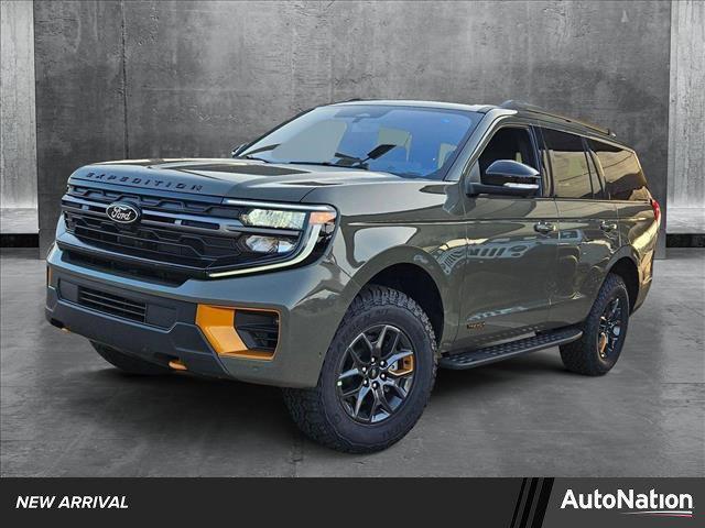 new 2025 Ford Expedition car, priced at $77,124