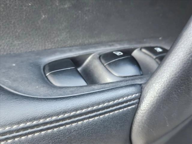 used 2017 Nissan Rogue car, priced at $13,225