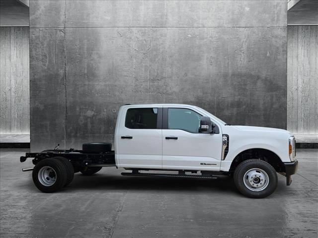 new 2025 Ford F-350 car, priced at $69,754