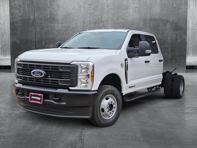 new 2025 Ford F-350 car, priced at $69,754