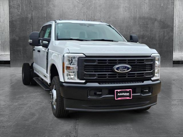 new 2025 Ford F-350 car, priced at $69,754