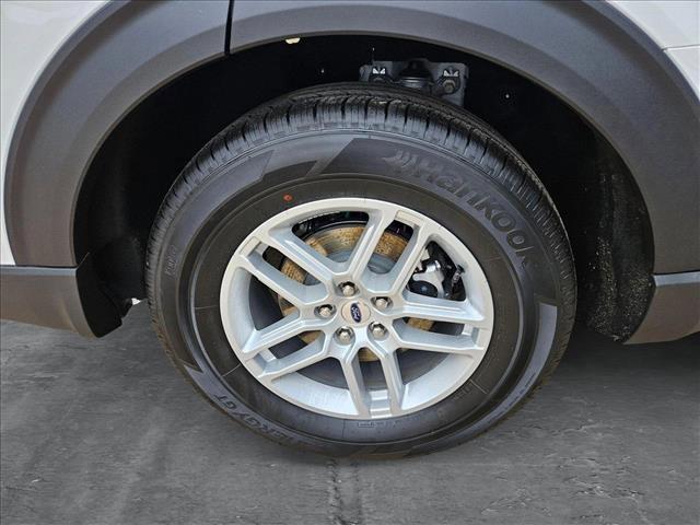 new 2025 Ford Explorer car, priced at $39,616