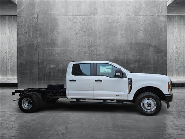 new 2025 Ford F-350 car, priced at $69,754