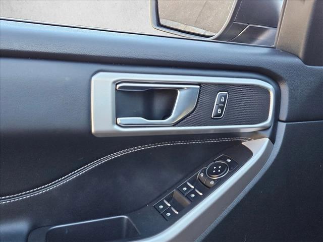 used 2024 Ford Explorer car, priced at $28,998