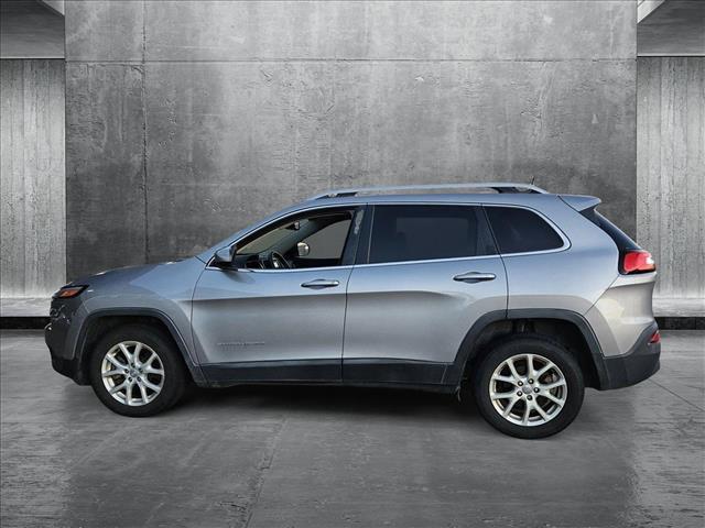 used 2018 Jeep Cherokee car, priced at $10,999