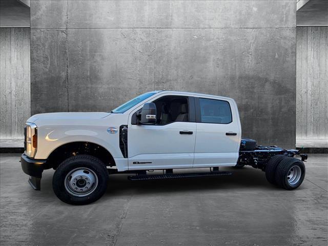 new 2025 Ford F-350 car, priced at $69,754