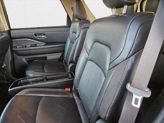 used 2022 Nissan Pathfinder car, priced at $25,289