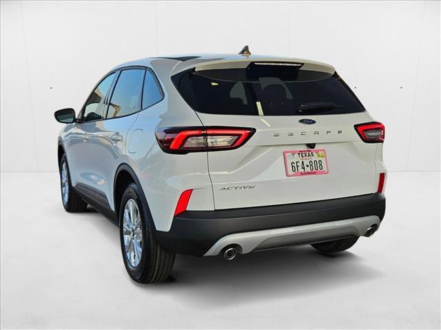 new 2025 Ford Escape car, priced at $22,718