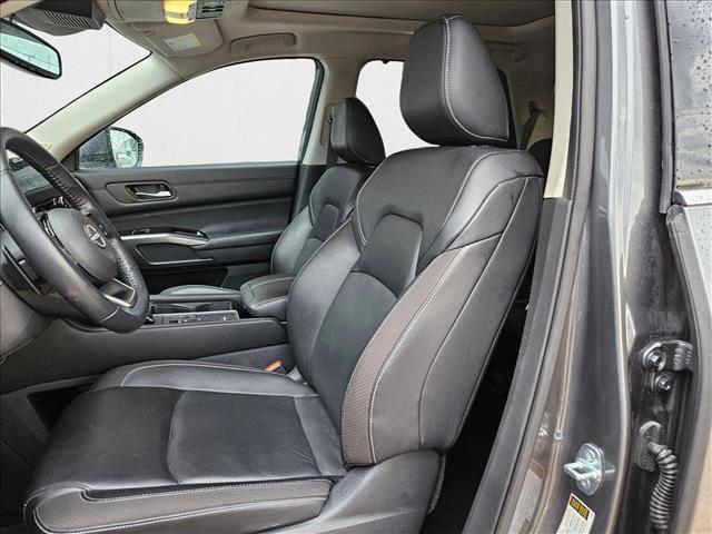 used 2022 Nissan Pathfinder car, priced at $29,250