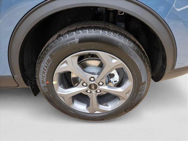 new 2025 Ford Escape car, priced at $23,995