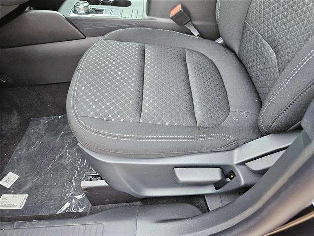 new 2025 Ford Escape car, priced at $22,044