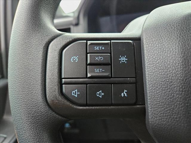 new 2025 Ford F-150 car, priced at $40,811