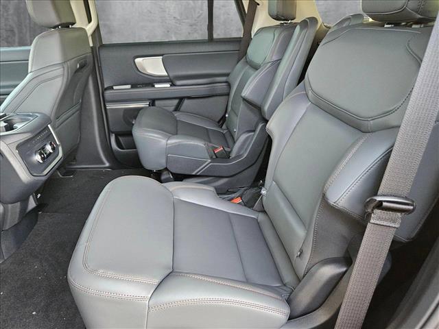 new 2025 Ford Expedition car, priced at $63,789