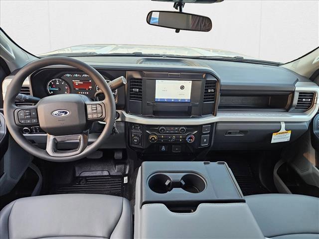 new 2025 Ford F-450 car, priced at $65,230