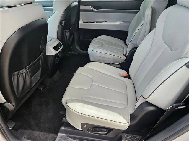 used 2024 Hyundai Palisade car, priced at $31,899
