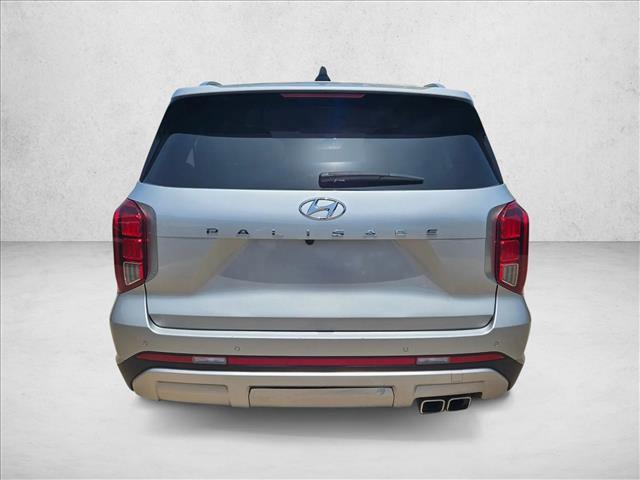 used 2024 Hyundai Palisade car, priced at $31,899