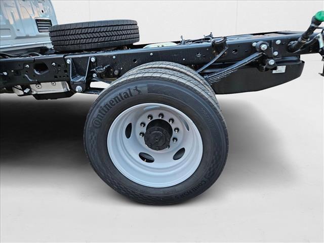 new 2025 Ford F-450 car, priced at $74,095